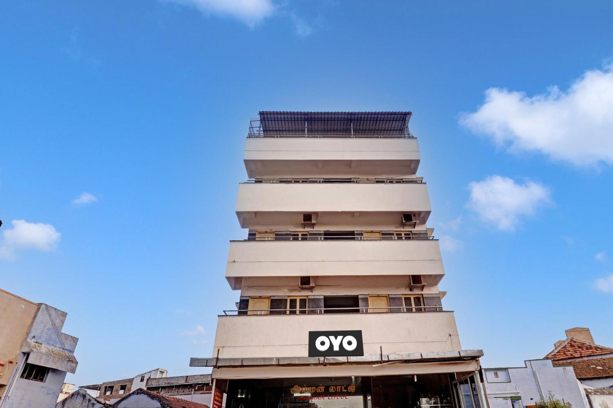 Oyo Flagship Amman Lodge Chennimalai Экстерьер фото
